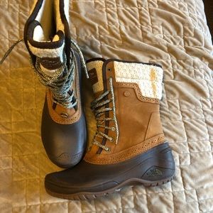 Northface snow boots